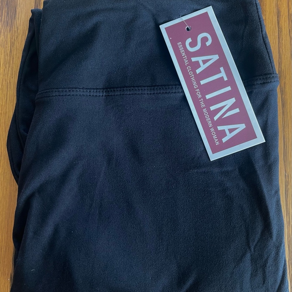 Satina Women's Black Leggings - Sleek Everyday Comfort